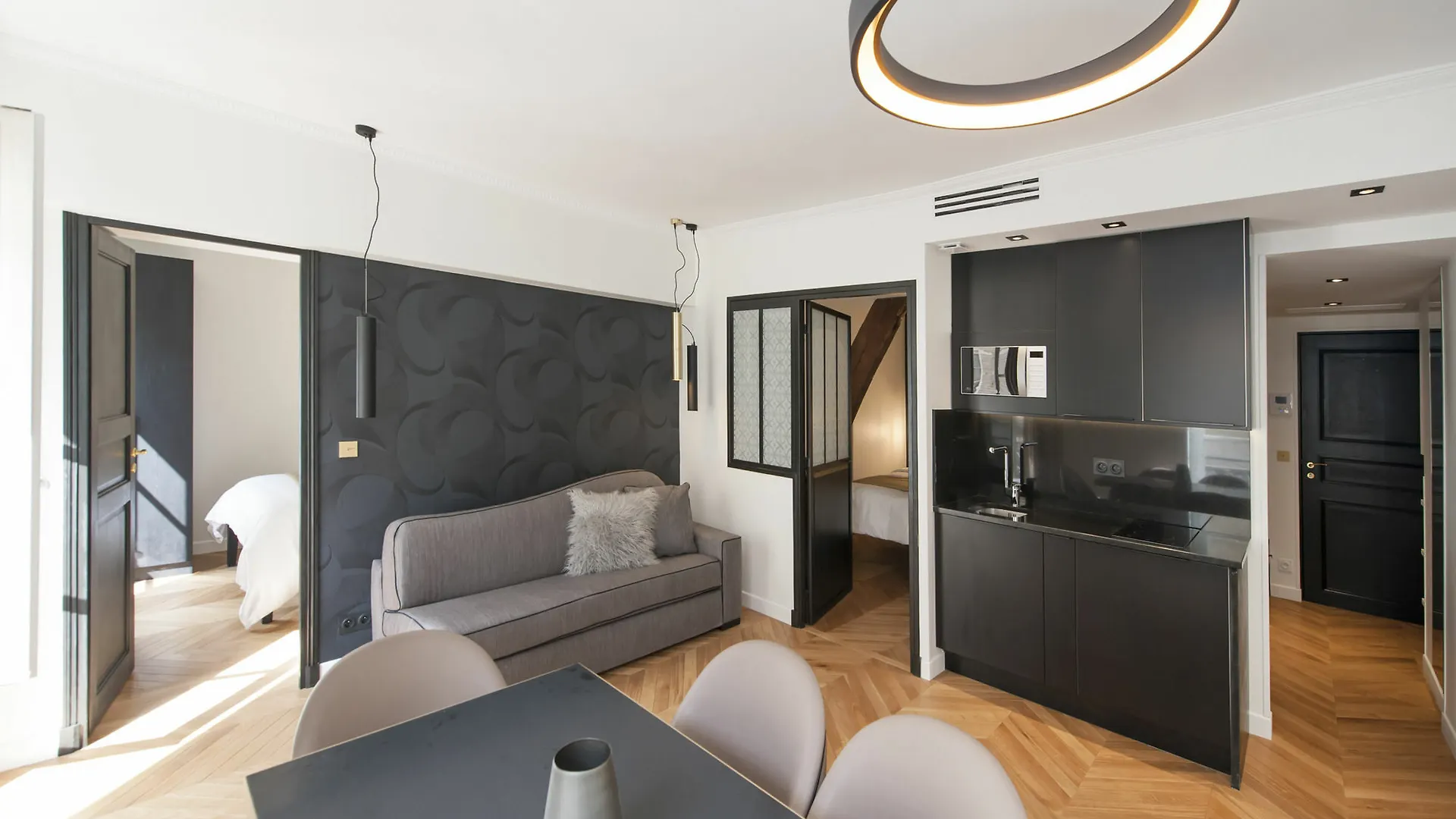 Odeon Saint Germain Apartments Paris France